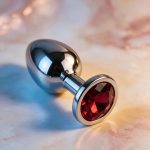Pembe Ruya Luna stainless steel wellness accessory flared base detail